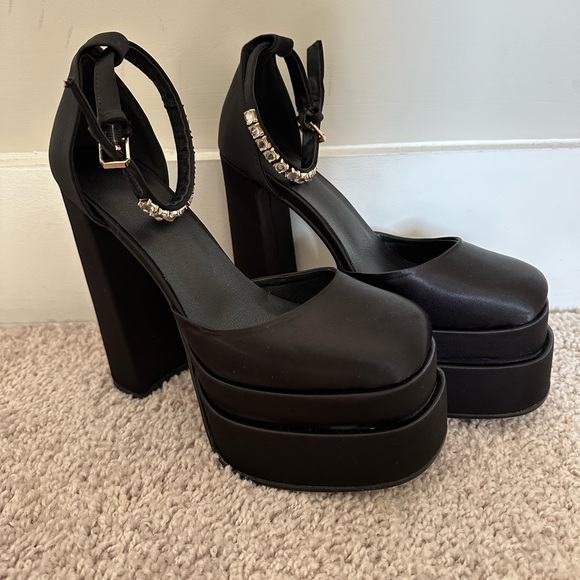 BNWOT Womens Platform Chunky High Block Heels Ankle Strap Buckles (7) - Picture 3 of 11